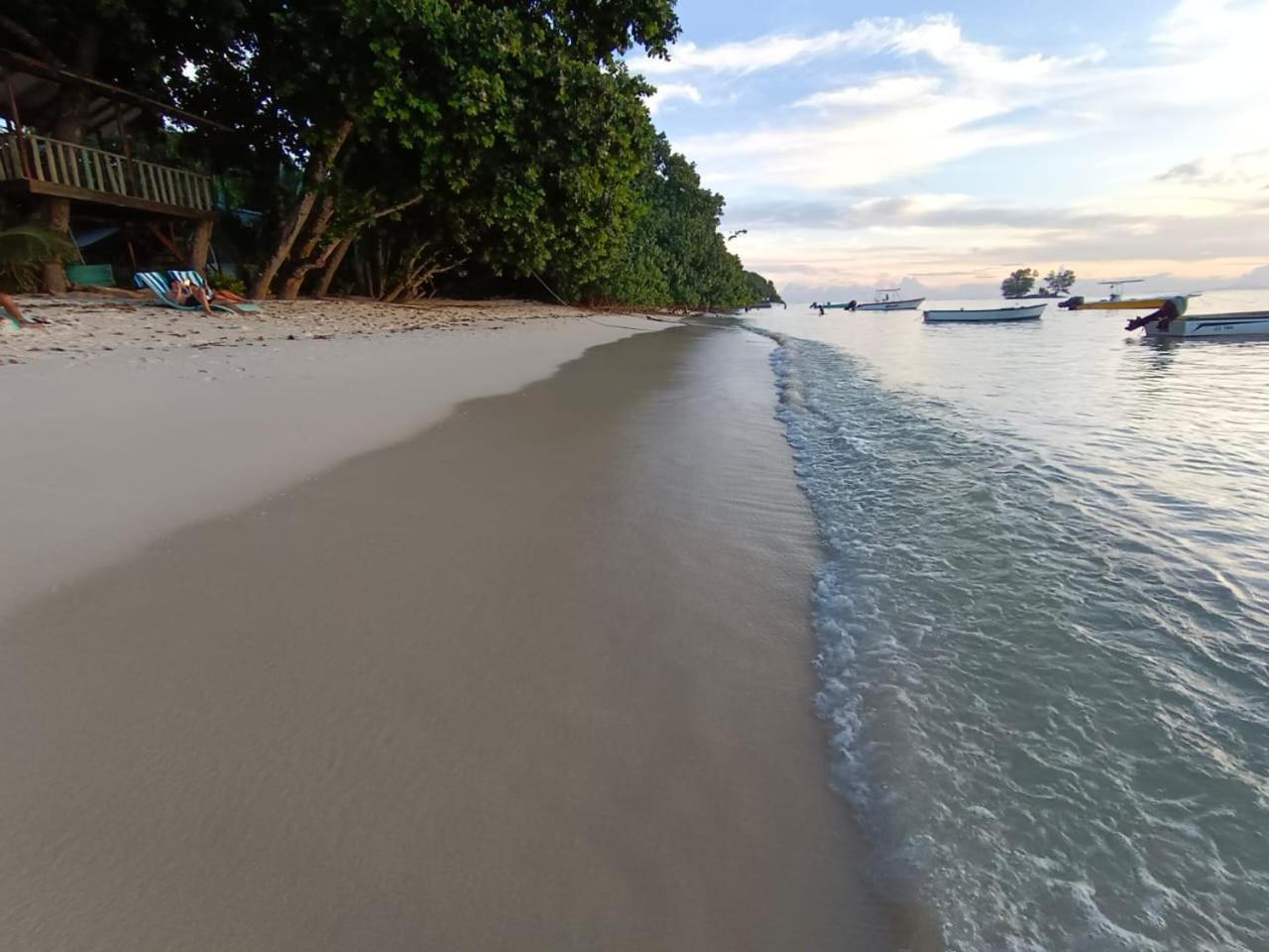 La Digue Luxury Beach & Spa エクステリア 写真