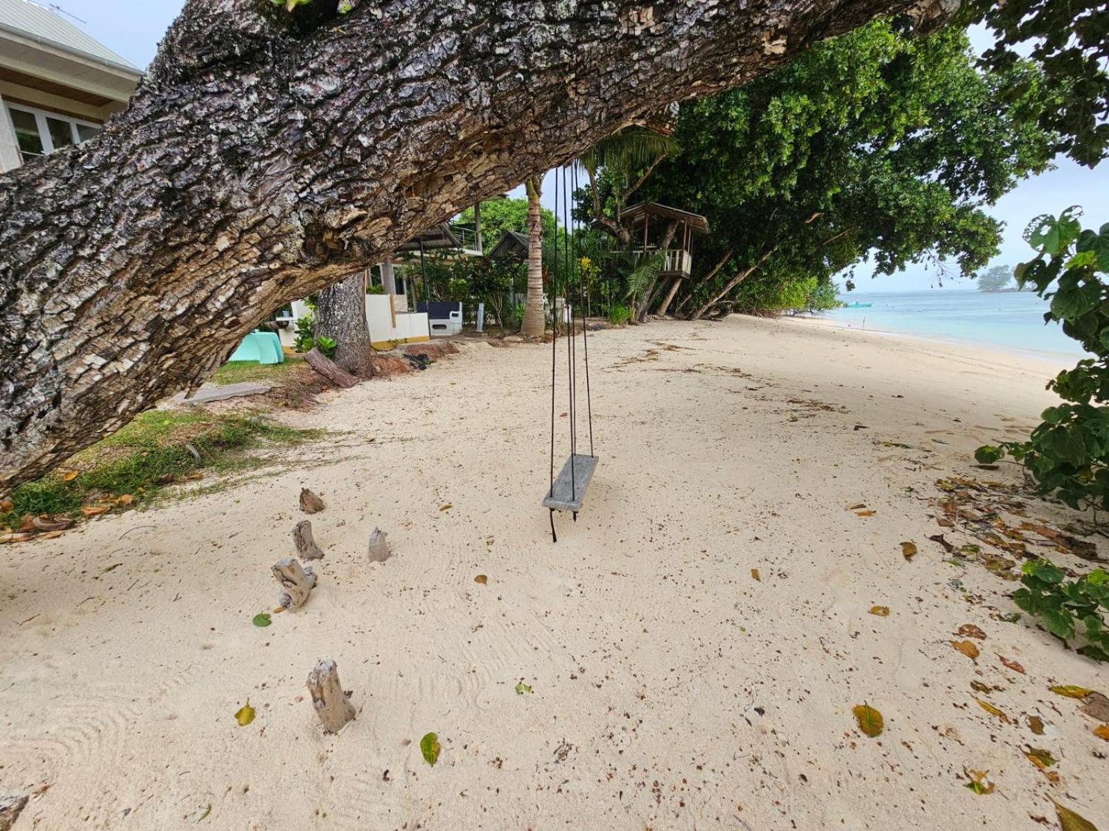 La Digue Luxury Beach & Spa エクステリア 写真